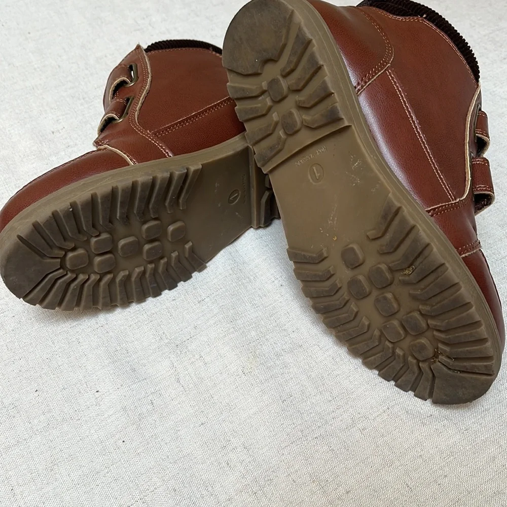 Gymboree Faux Leather Boots size 1